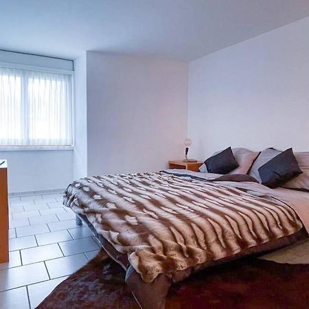 Private Apartment With Parking Spot In The Center Flims Esterno foto