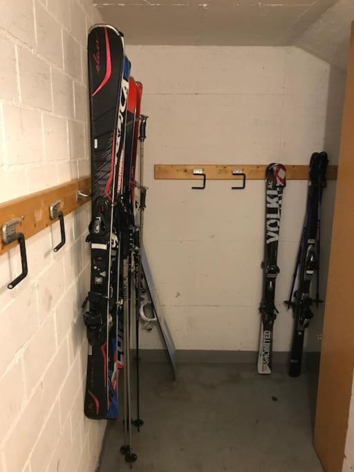 Private Apartment With Parking Spot In The Center Flims Esterno foto