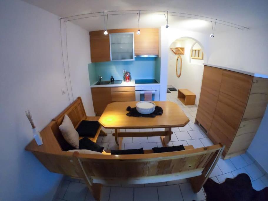 Private Apartment With Parking Spot In The Center Flims Esterno foto